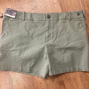 Ava and Viv shorts size 20w Nwt